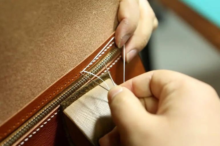 Personalized Leather cover for bible KJV , Custom leather holy bible book case cover christian gifts for men women Z04-LBBC05S