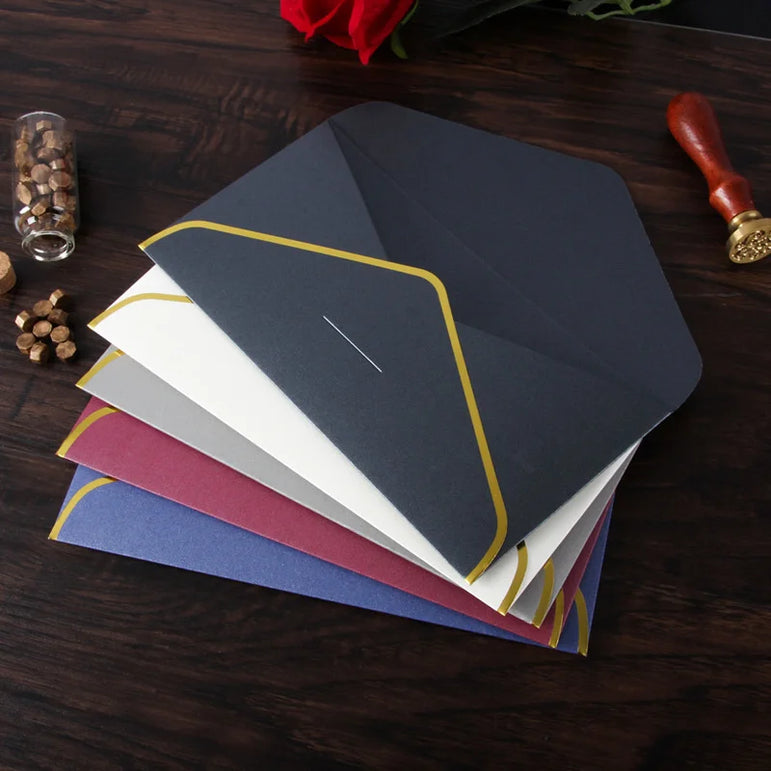 10pcs/set Gold Stamping Envelopes Creative Retro European Business Envelope Letter Paper Envelope Wedding Invitation Gift