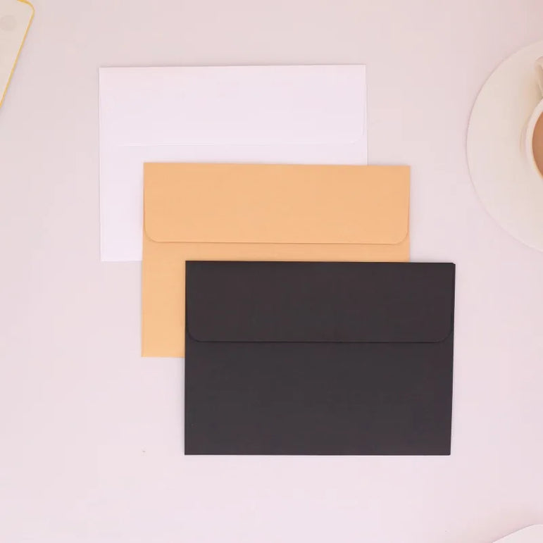 10pcs/pack 13.3x18.4cm Red Envelope Kraft Yellow Green Color Letter Paper Envelopes for Gift Photo Bags Packaging