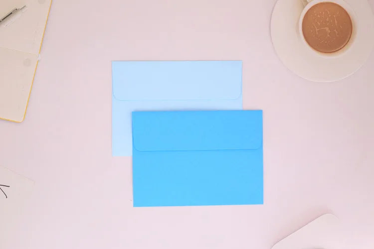 10pcs/pack 13.3x18.4cm Red Envelope Kraft Yellow Green Color Letter Paper Envelopes for Gift Photo Bags Packaging